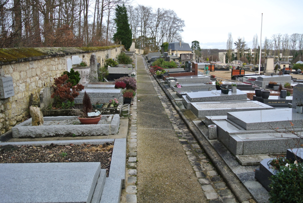 MarneslaCoquette (92), cimetière communal. Bertrand Beyern MarneslaCoquette (92), cimetière communal. Bertrand Beyern